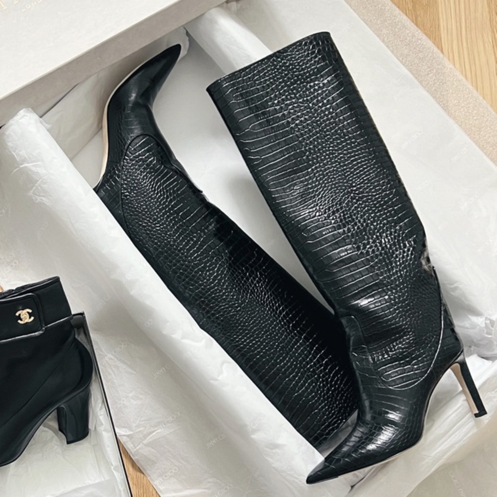 EUC JIMMY CHOO Black Mavis 85 Croc-Embossed Leather Pointed-Toe High Boots 8 39 - Picture 1 of 12